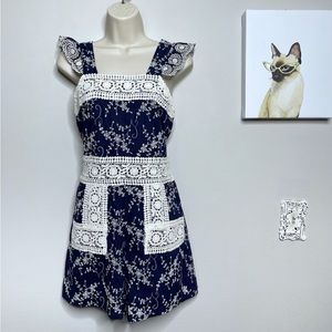 Nightcap Clothing Navy & Cream Lace Embroidered Shorts Romper Size Small NWT